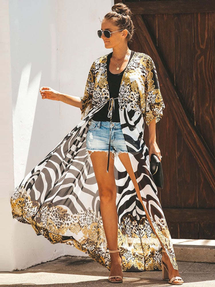 Leopard Print Beach Kimono: Stylish Swimsuit Cover-Up for Summer Escapes